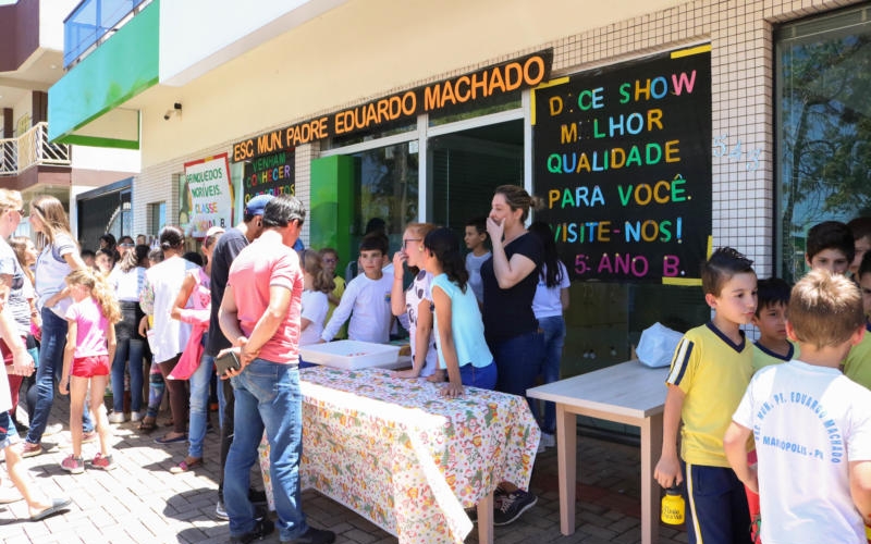 PROJETO JEPP REALIZA FEIRA EMPREENDEDORA COM AS ESCOLAS MUNICIPAIS EM MARIÓPOLIS
