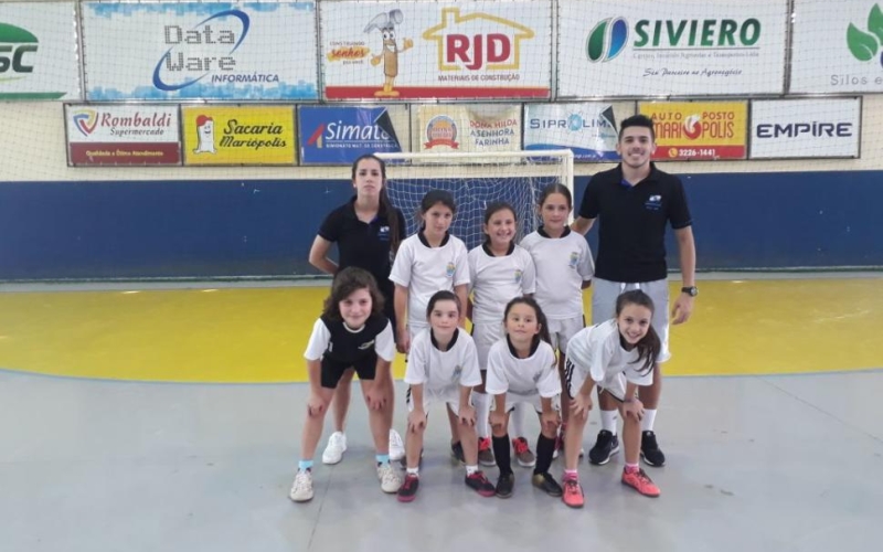 Equipes de Futsal Feminino de Mariópolis participam de amistosos