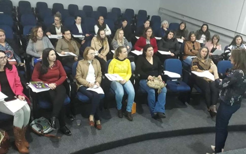 Departamento de Educação e Cultura encerra o PNAIC - Programa Nacional de Alfabetização na Idade Certa