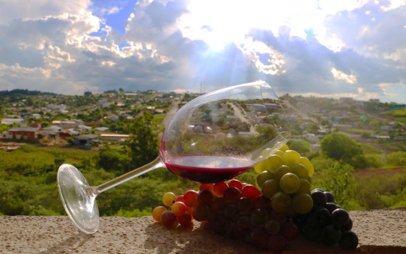 Domingo de Feira da Uva em Mariópolis.