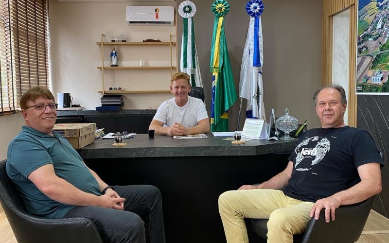 Visita dos Empresários Elcio e Rudi da Empresa RP info !